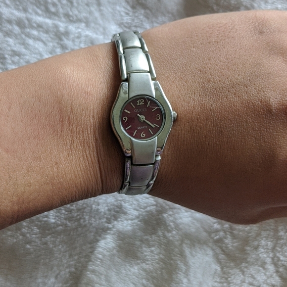 Gucci Watch - Picture 8 of 16